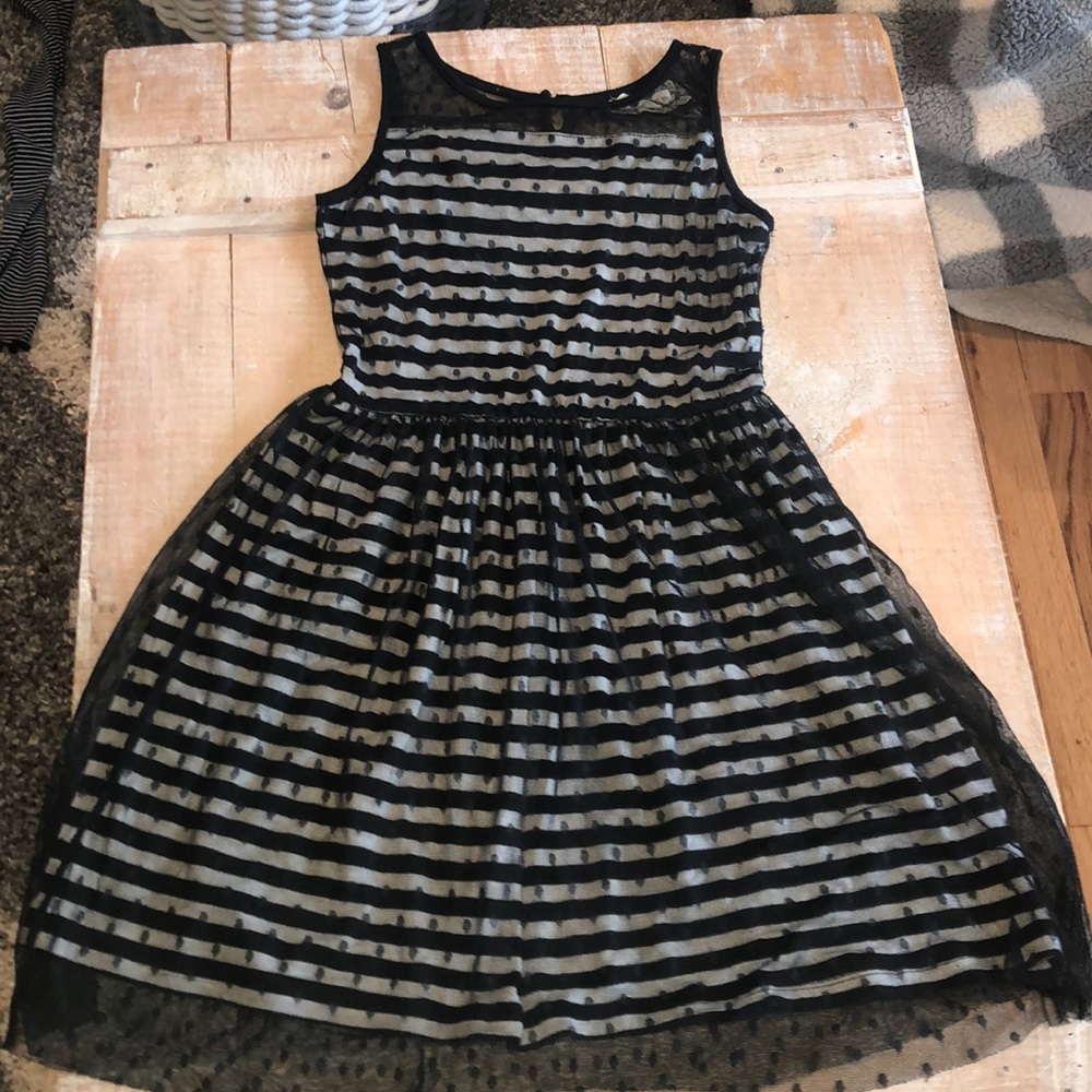 Elegant black & white kids dress